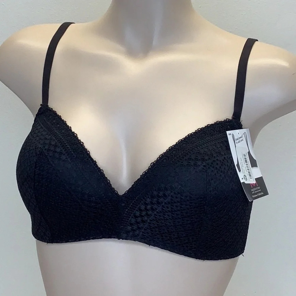 Maidenform Size 34C Black Wireless T-Shirt Bra. New With Tags